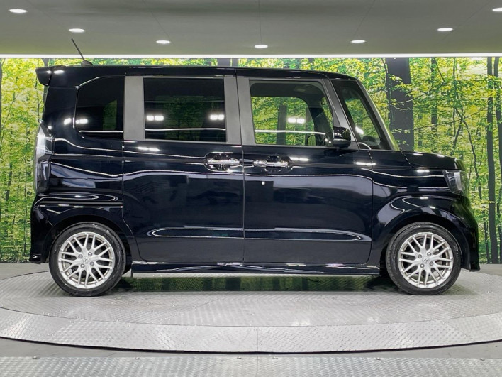 2024 Honda N-BOX CUSTOM 6BA-JF3 (UW-6a3b4a6bc8a3d)[15]