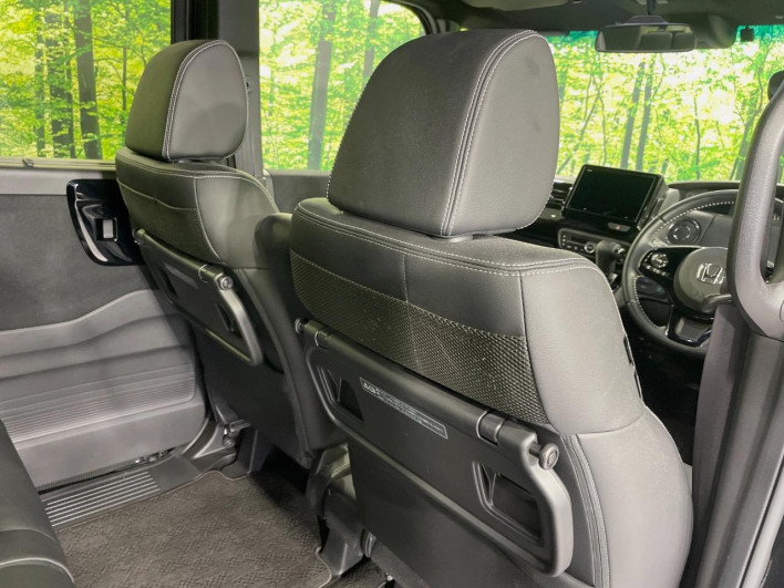2024 Honda N-BOX CUSTOM 6BA-JF3 (UW-6a3b4a6bc8a3d)[29]