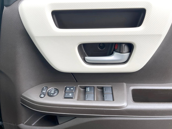 2021 Honda N-BOX 6BA-JF3 (UW-6a3b4a6eee781)[26]