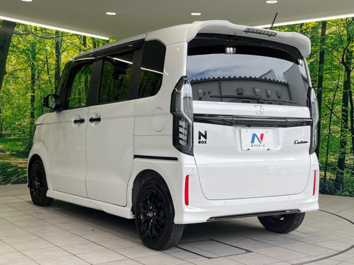 2023 Honda N-BOX CUSTOM 6BA-JF3 (UW-6a3b4a71d454f)[11]