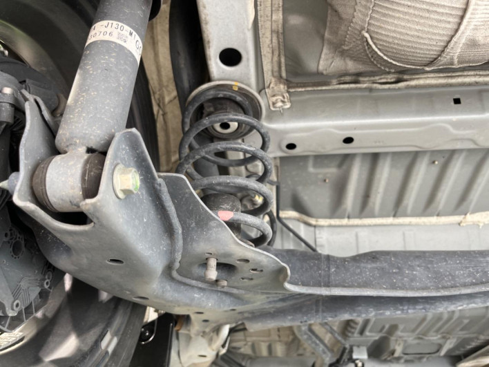 2023 Honda N-BOX CUSTOM 6BA-JF3 (UW-6a3b4a71d454f)[14]