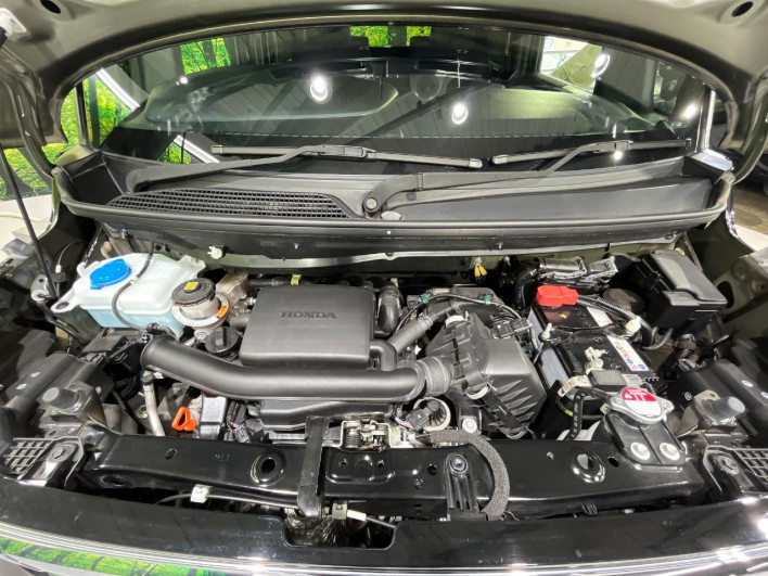 2023 Honda N-BOX CUSTOM 6BA-JF3 (UW-6a3b4a720f863)[4]