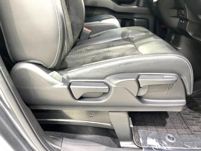 2021 Honda N-BOX CUSTOM 6BA-JF4 (UW-6a3b4a74be072)[14]
