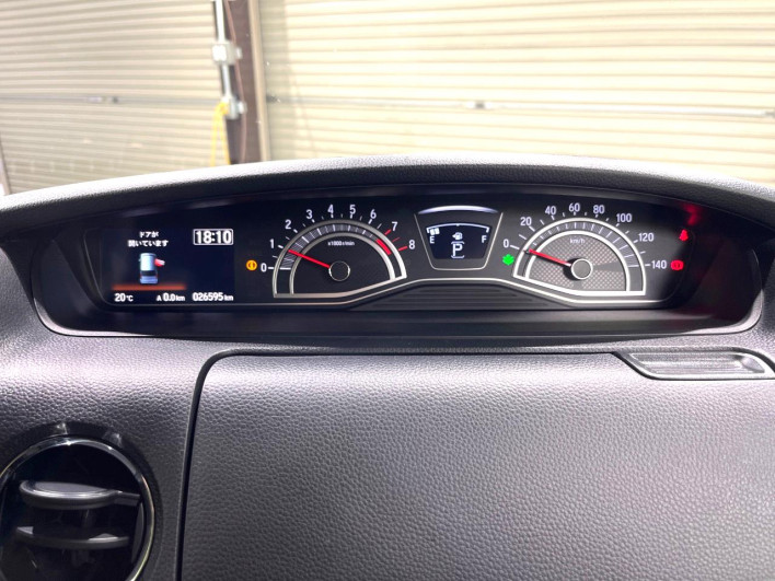2021 Honda N-BOX CUSTOM 6BA-JF4 (UW-6a3b4a74be072)[26]