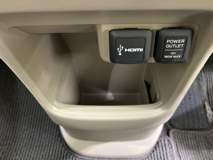 2013 Honda N-ONE DBA-JG2 (UW-6a3b4a840a292)[12]
