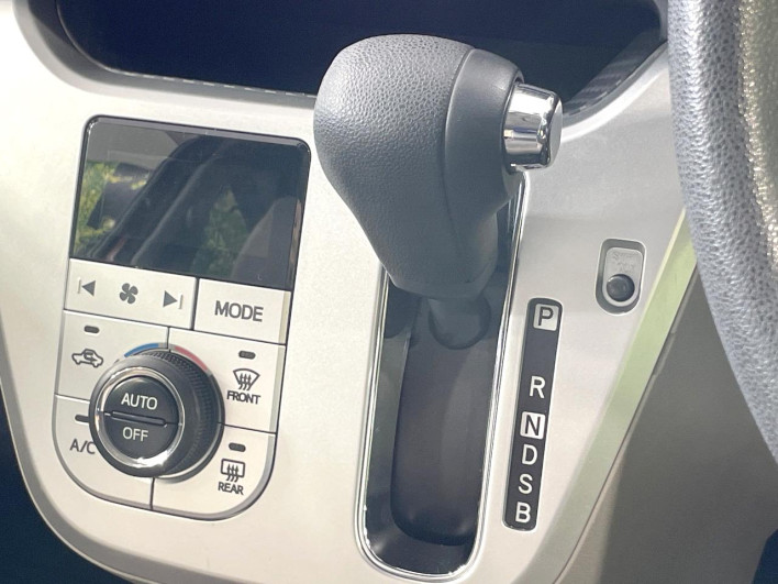 2017 Daihatsu Cast DBA-LA250S (UW-6a3b4ab128083)[18]