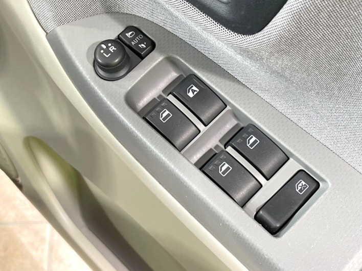 2017 Daihatsu Cast DBA-LA250S (UW-6a3b4ab128083)[11]