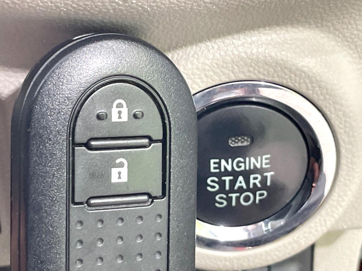 2017 Daihatsu Cast DBA-LA250S (UW-6a3b4ab128083)[12]