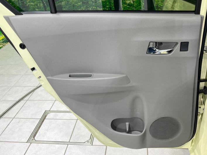 2013 Toyota Pixis Epoch DBA-LA310A (UW-6a3b4ab46c6bf)[18]