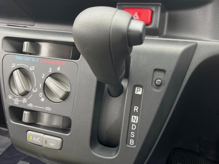 2019 Daihatsu Mirai Ease 5BA-LA350S (UW-6a3b4ab664e79)[9]