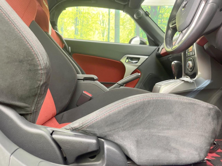 2019 Daihatsu Copen DBA-LA400K (UW-6a3b4aba85fea)[28]