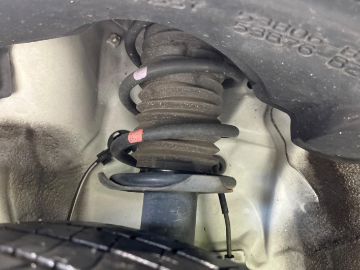 2020 Daihatsu Mira Tocot DBA-LA550S (UW-6a3b4abce3066)[8]