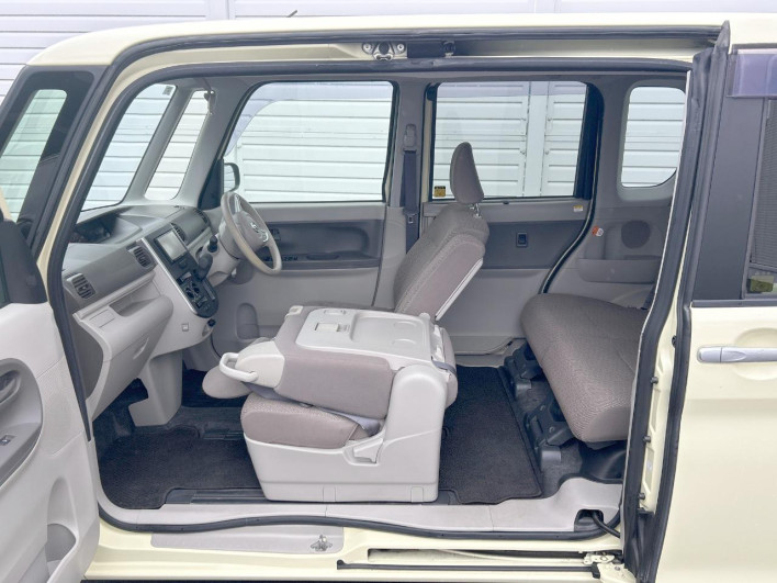 2016 Daihatsu Tanto DBA-LA600S (UW-6a3b4ac12b975)[23]