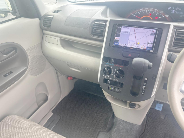 2016 Daihatsu Tanto DBA-LA600S (UW-6a3b4ac12b975)[11]