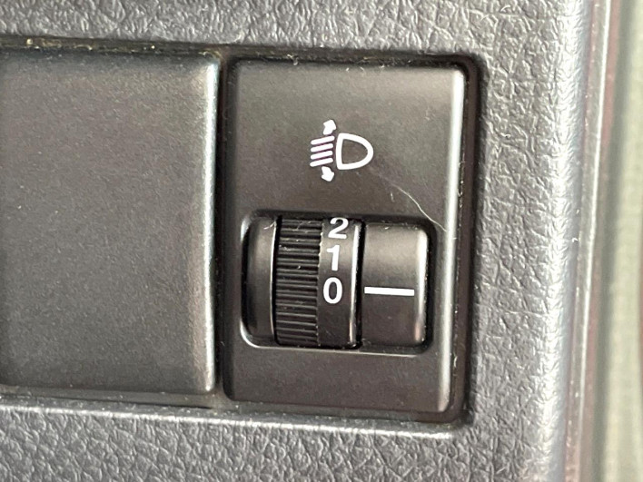 2012 Suzuki MR Wagon DBA-MF33S (UW-6a3b4afb70651)[17]