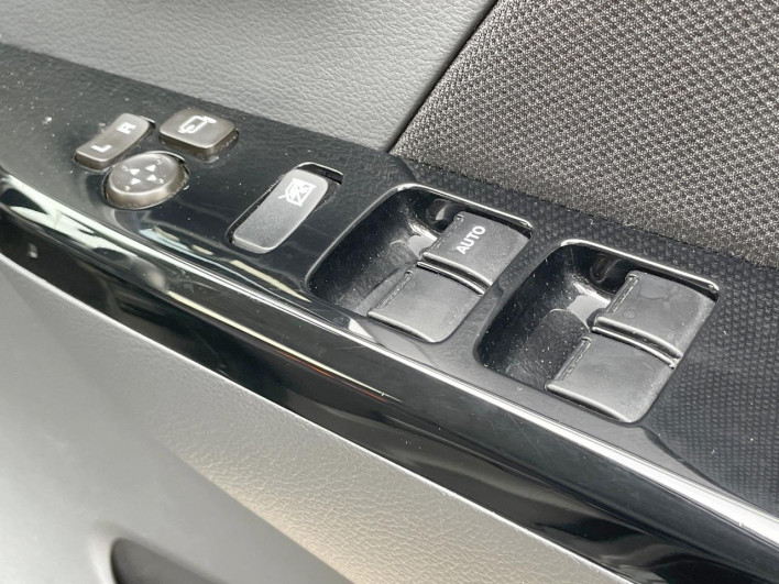 2013 Suzuki Wagon R Stingray DBA-MH34S (UW-6a3b4afe82d33)[17]