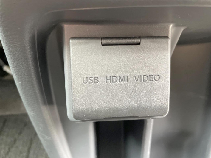2013 Suzuki Wagon R Stingray DBA-MH34S (UW-6a3b4afe82d33)[24]