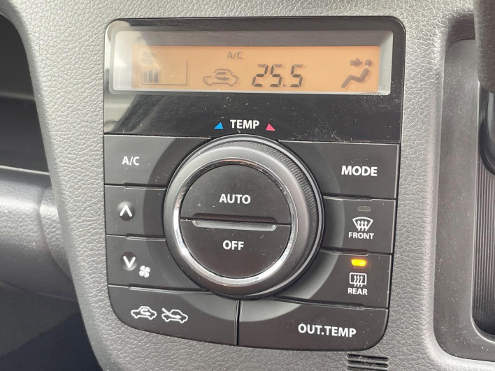 2013 Suzuki Wagon R Stingray DBA-MH34S (UW-6a3b4afe82d33)[25]