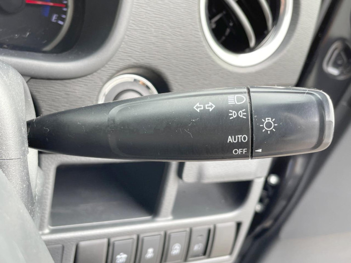 2013 Suzuki Wagon R Stingray DBA-MH34S (UW-6a3b4afe82d33)[28]