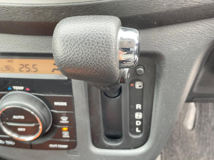 2013 Suzuki Wagon R Stingray DBA-MH34S (UW-6a3b4afe82d33)[26]