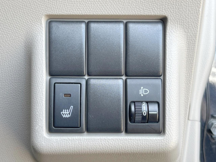 2011 Nissan Roox DBA-ML21S (UW-6a3b4b15d0678)[23]