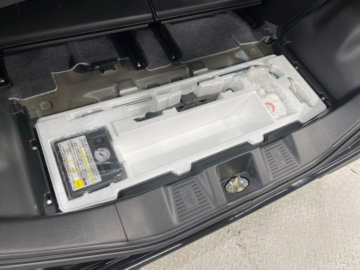 2021 Mazda Flair Wagon Custom Style 4AA-MM53S (UW-6a3b4b17b9eef)[28]