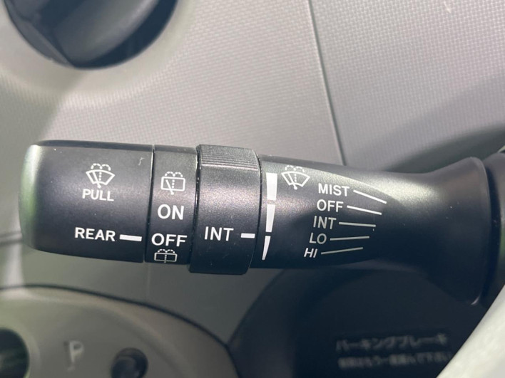2010 Toyota Sienta DBA-NCP81G (UW-6a3b4b5e4e987)[8]