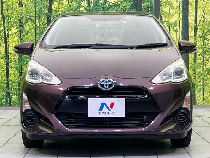2015 Toyota Aqua DAA-NHP10 (UW-6a3b4b61839f0)[4]