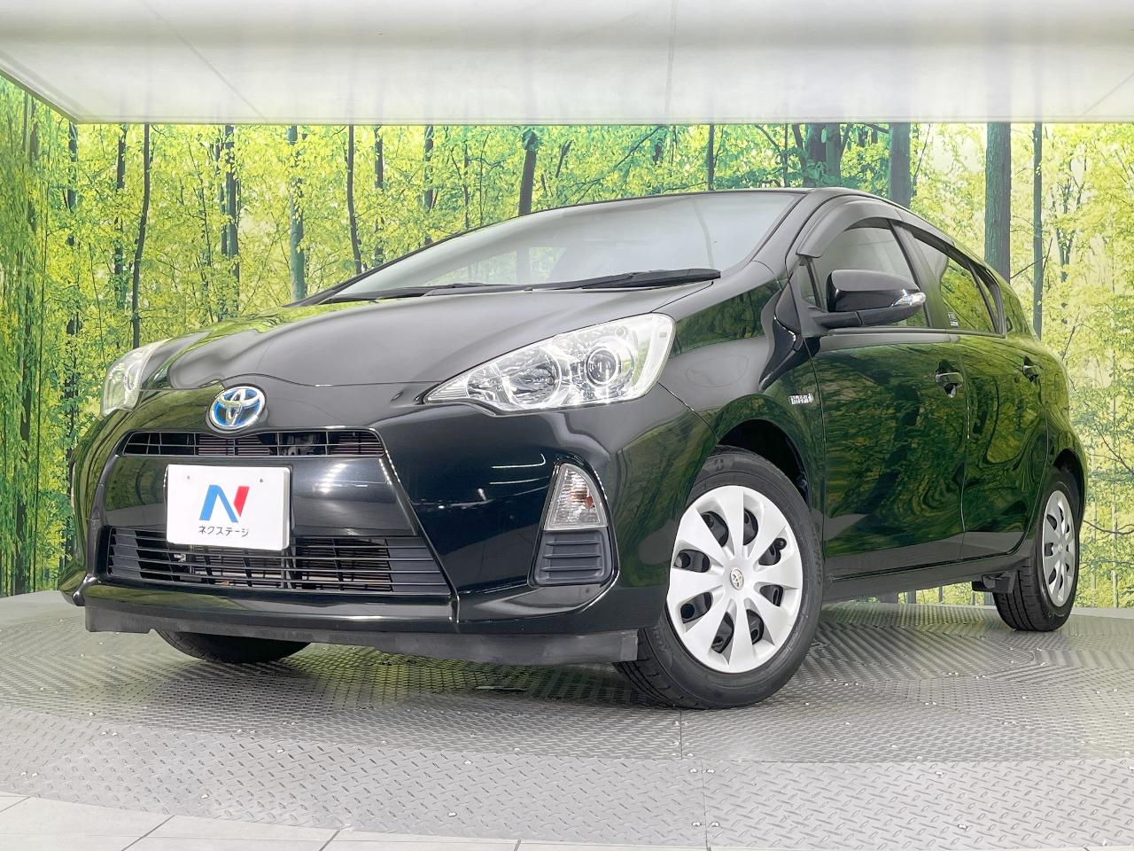 2014 Toyota Aqua DAA-NHP10