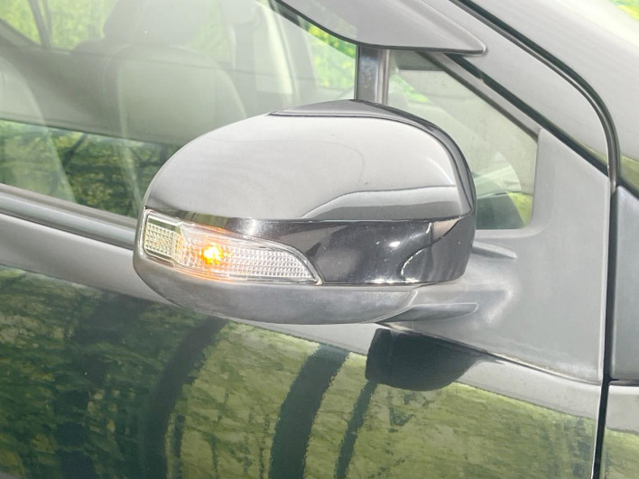 2014 Toyota Aqua DAA-NHP10 (UW-6a3b4b6528a34)[5]