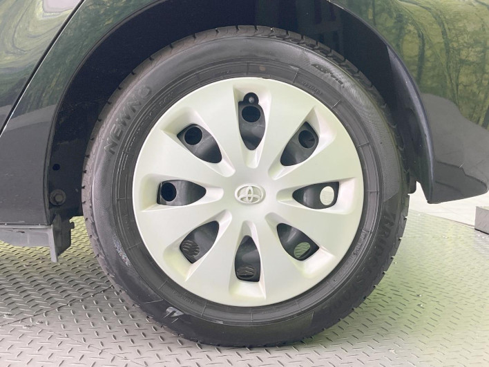 2014 Toyota Aqua DAA-NHP10 (UW-6a3b4b6528a34)[10]