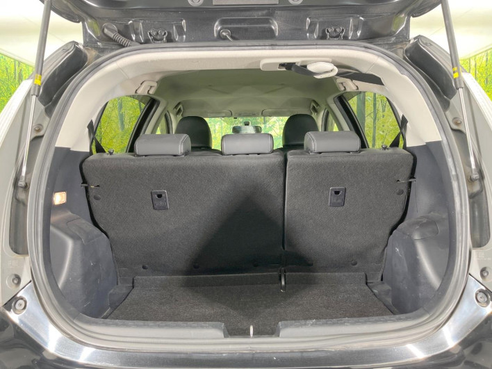 2014 Toyota Aqua DAA-NHP10 (UW-6a3b4b6528a34)[29]