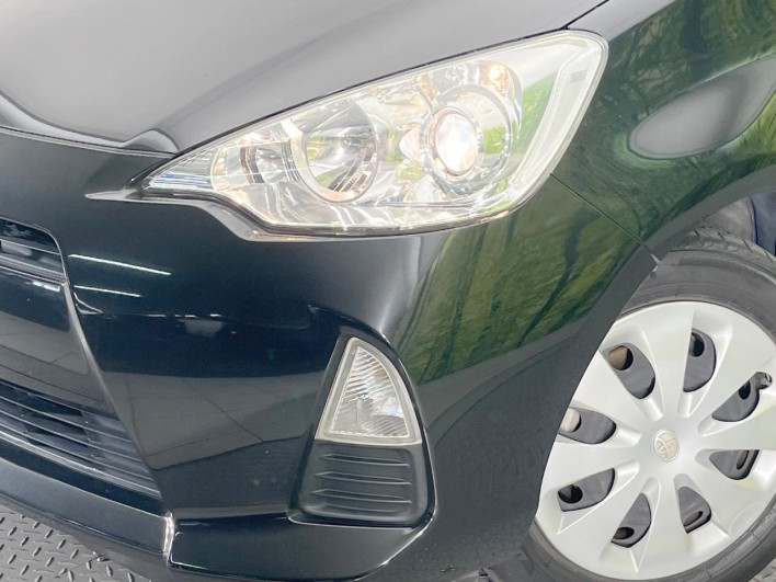 2014 Toyota Aqua DAA-NHP10 (UW-6a3b4b6528a34)[6]
