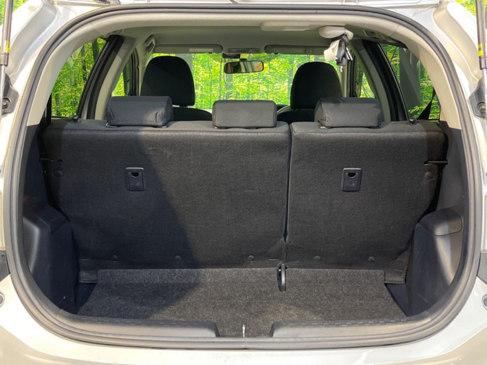 2015 Toyota Aqua DAA-NHP10 (UW-6a3b4b669f7d3)[20]