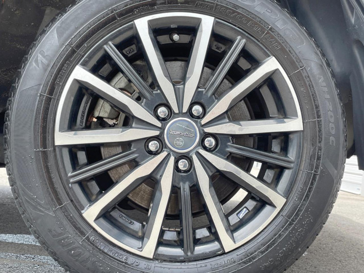 2015 Toyota Sienta DAA-NHP170G (UW-6a3b4b6b0cfb7)[12]