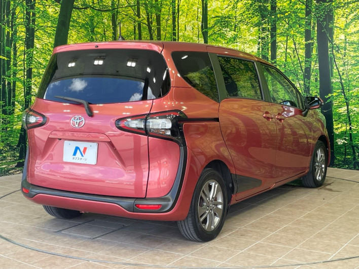 2017 Toyota Sienta DBA-NSP170G (UW-6a3b4b6f94b3a)[15]