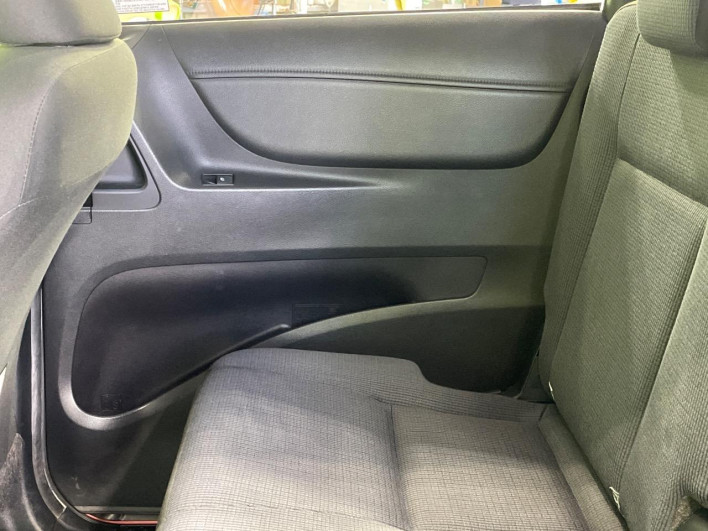 2017 Toyota Sienta DBA-NSP170G (UW-6a3b4b6f94b3a)[28]