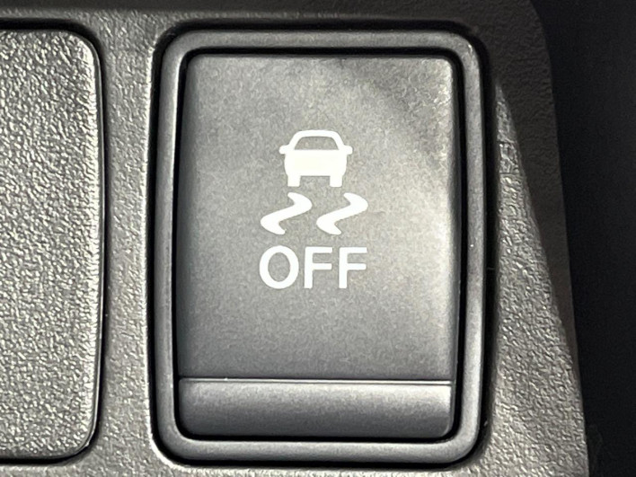 2015 Nissan X-Trail DBA-NT32 (UW-6a3b4b737c41a)[14]