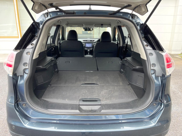 2014 Nissan X-Trail DBA-NT32 (UW-6a3b4b76b94ce)[16]