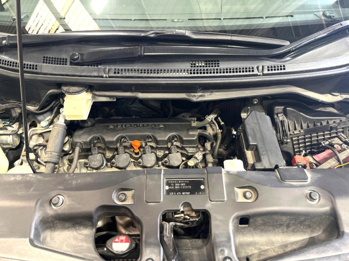 2012 Honda Stepwgn Spada DBA-RK5 (UW-6a3b4b8034cea)[4]