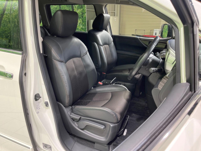 2015 Nissan Elgrand DBA-TE52 (UW-6a3b4ba43c8f0)[6]