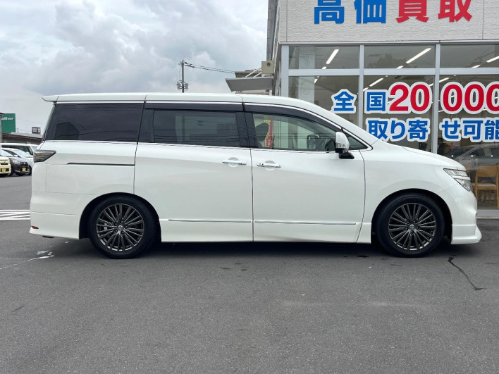 2016 Nissan Elgrand DBA-TE52 (UW-6a3b4ba449c2e)[4]