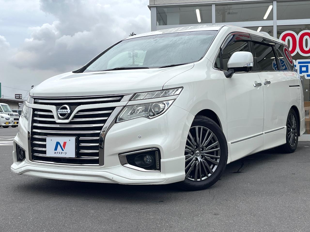 2016 Nissan Elgrand DBA-TE52