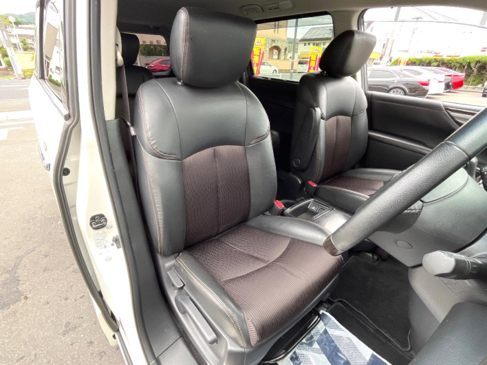 2016 Nissan Elgrand DBA-TE52 (UW-6a3b4ba449c2e)[23]