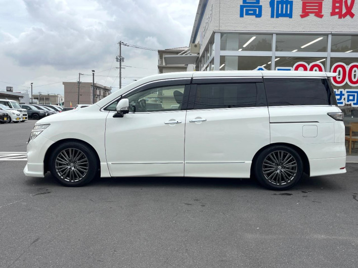 2016 Nissan Elgrand DBA-TE52 (UW-6a3b4ba449c2e)[5]
