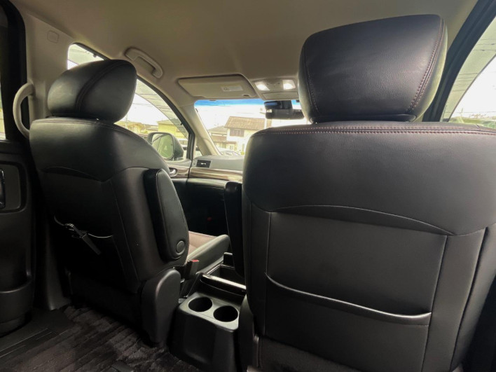 2019 Nissan Elgrand DBA-TE52 (UW-6a3b4ba4a673d)[18]