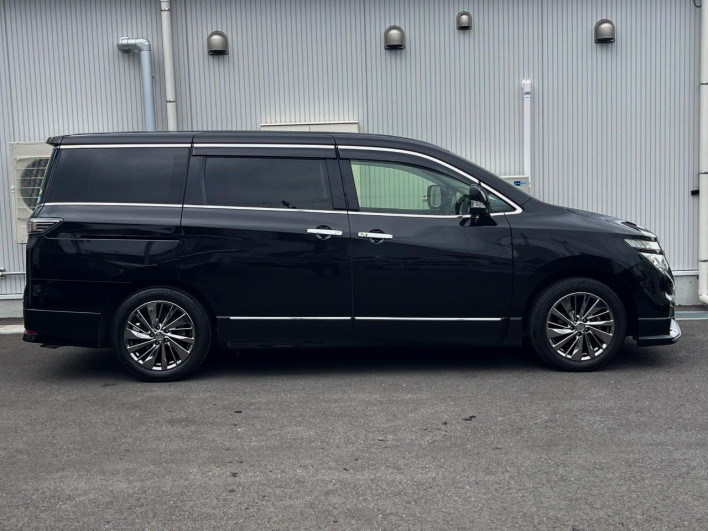 2019 Nissan Elgrand DBA-TE52 (UW-6a3b4ba4a673d)[23]