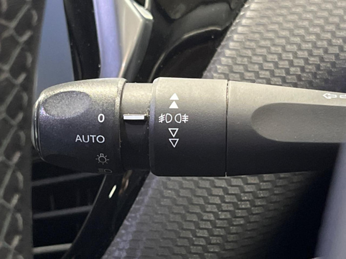 2019 Peugeot 2008 ABA-A94HN01 (UW-6a3b4bb184deb)[27]