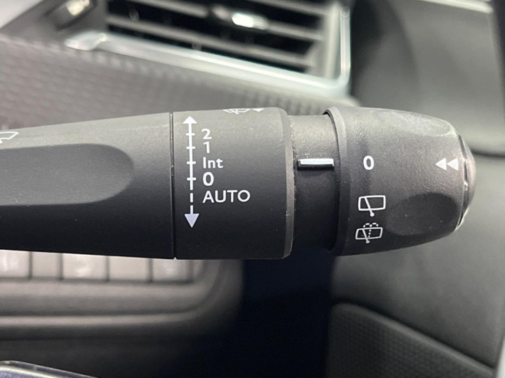 2019 Peugeot 2008 ABA-A94HN01 (UW-6a3b4bb184deb)[26]