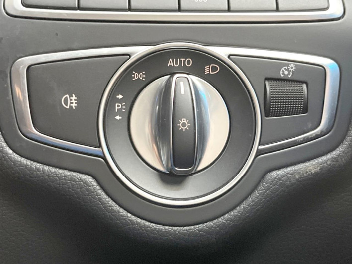 2019 Mercedes Benz GLC LDA-253905C (UW-6a3b4bbe96a0a)[19]
